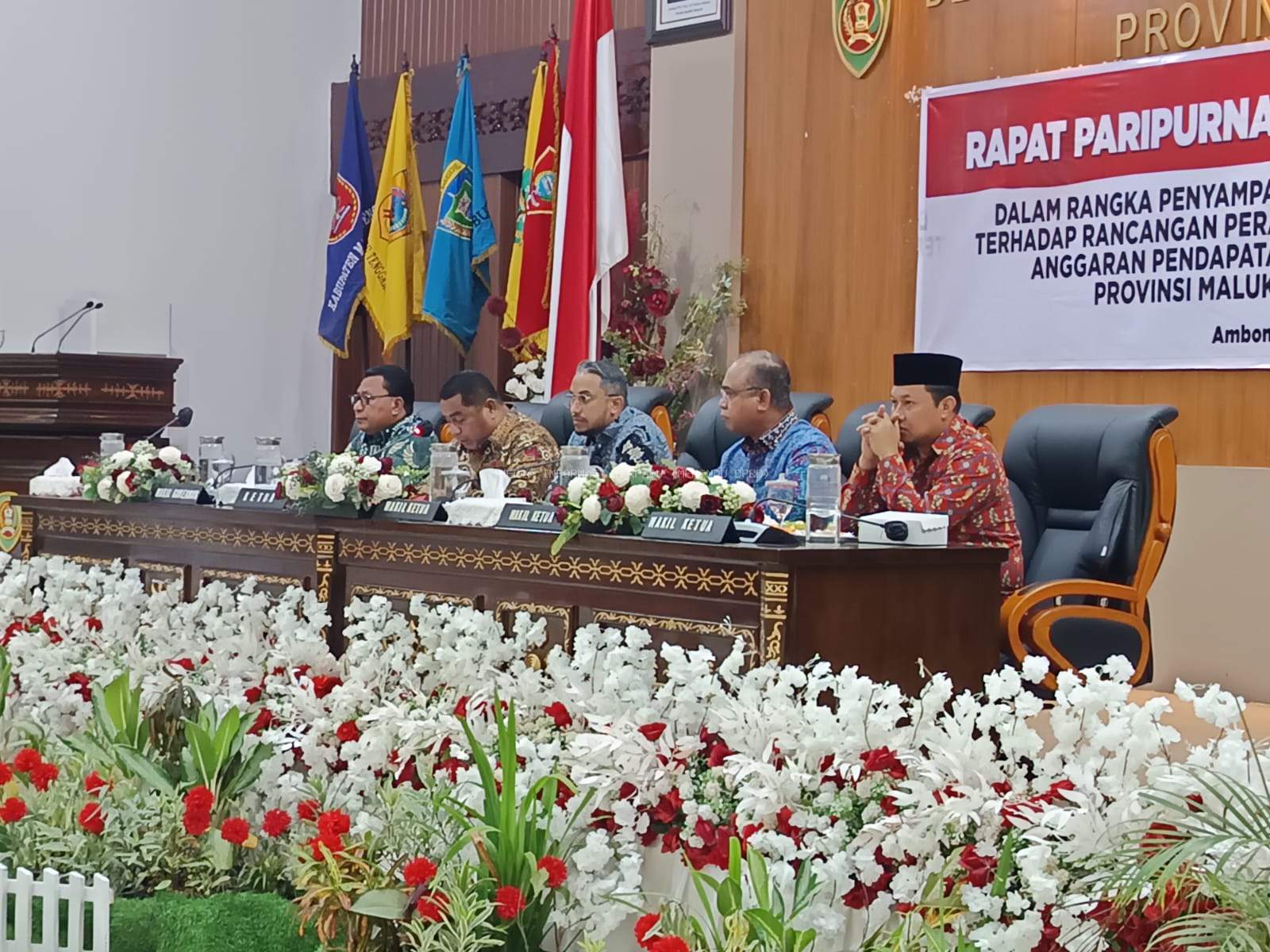 Sah! 9 Fraksi di DPRD Maluku Setujui Perubahan APBD 2026
